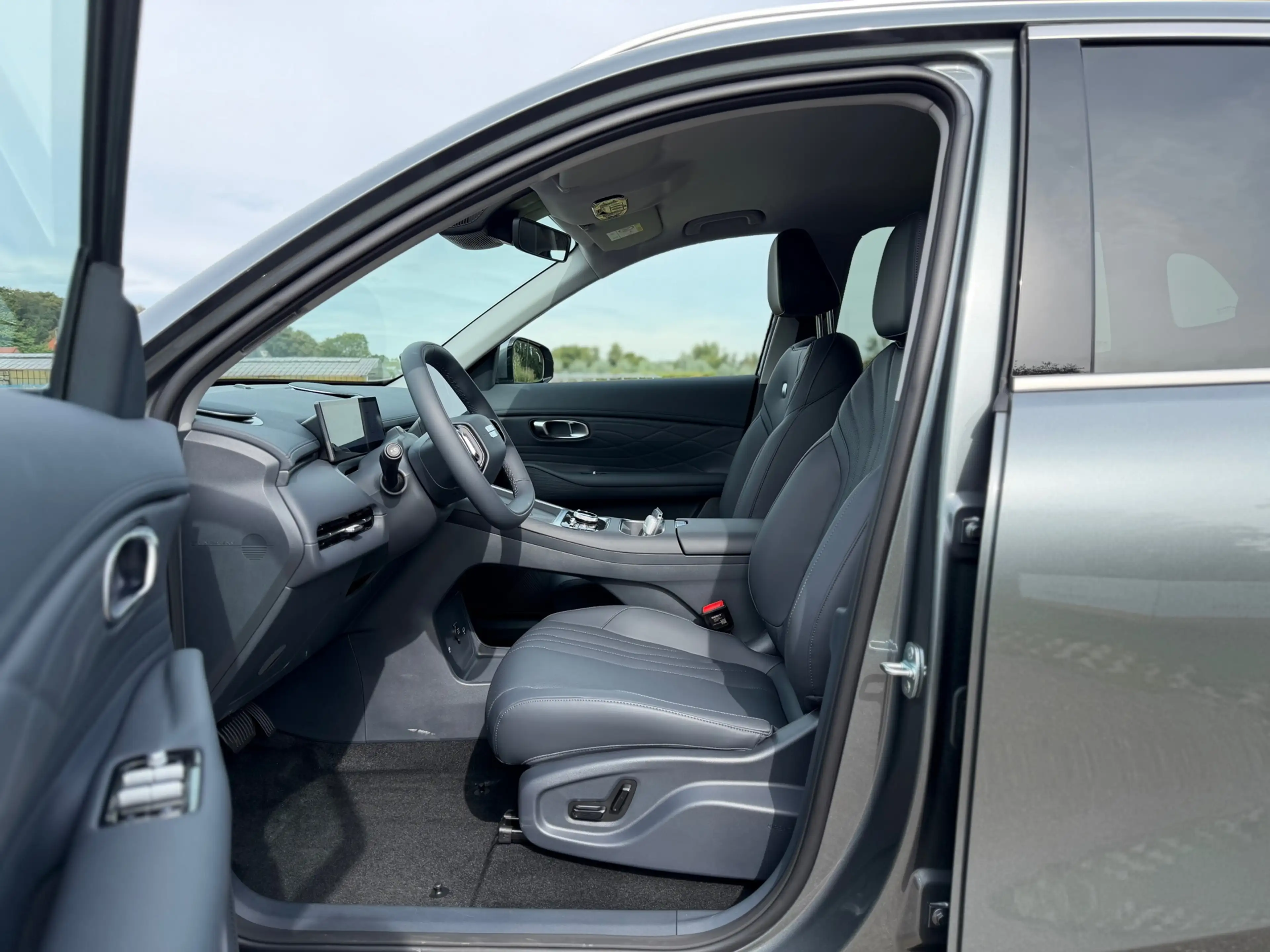 Geely Starray EM-i 1.5 Pro Plug-in Hybrid Automaat / NIEUW! / 360 Cam — photo 7
