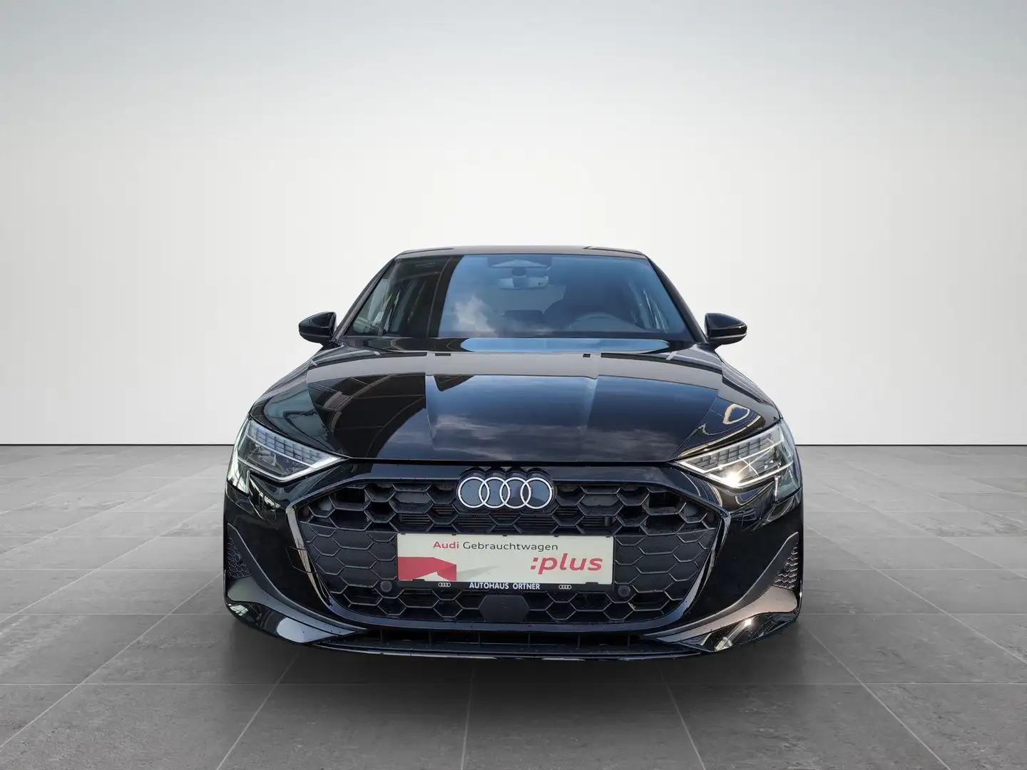 Audi A3 30 TDI Schwarz - 2