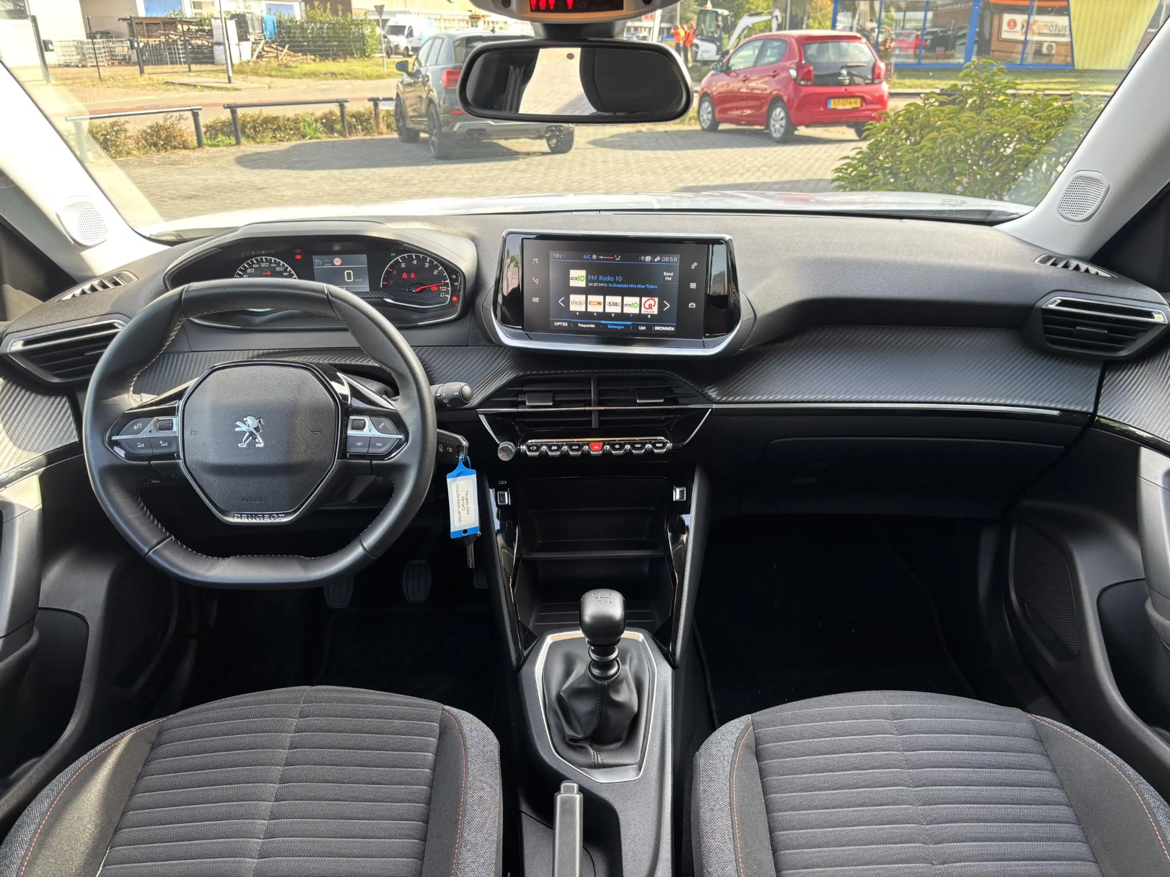 Peugeot 2008 1.2 PureTech Blue Lease Active |Cruise control|Nav — photo 3