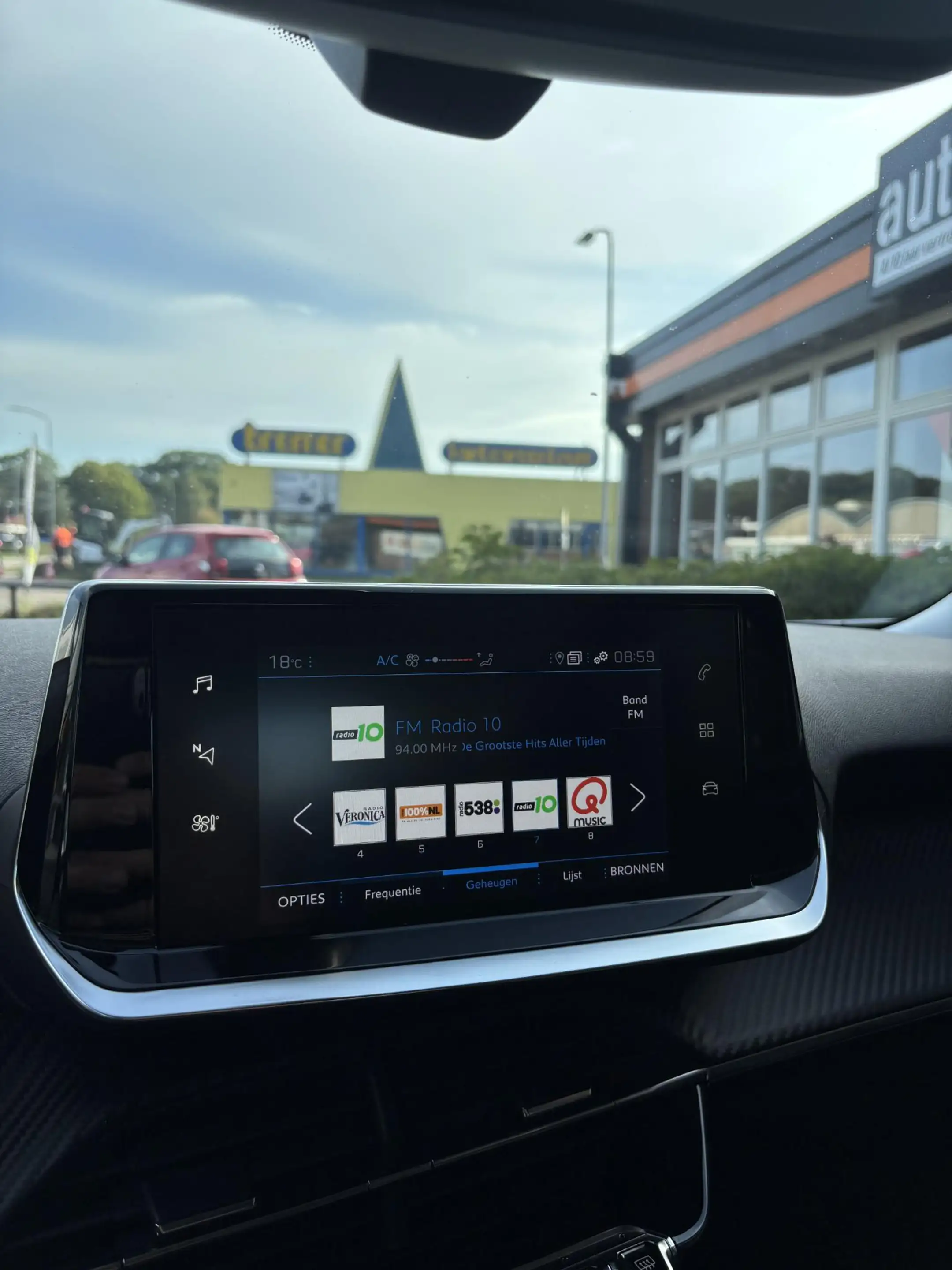 Peugeot 2008 1.2 PureTech Blue Lease Active |Cruise control|Nav — photo 7