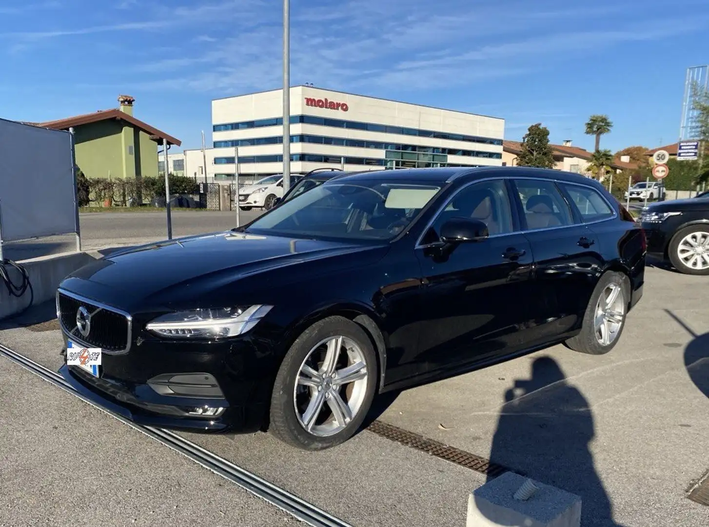 Volvo V90 2.0 d4 UNICO PROPRIETARIO - GUIDA ASSISTITA Schwarz - 1