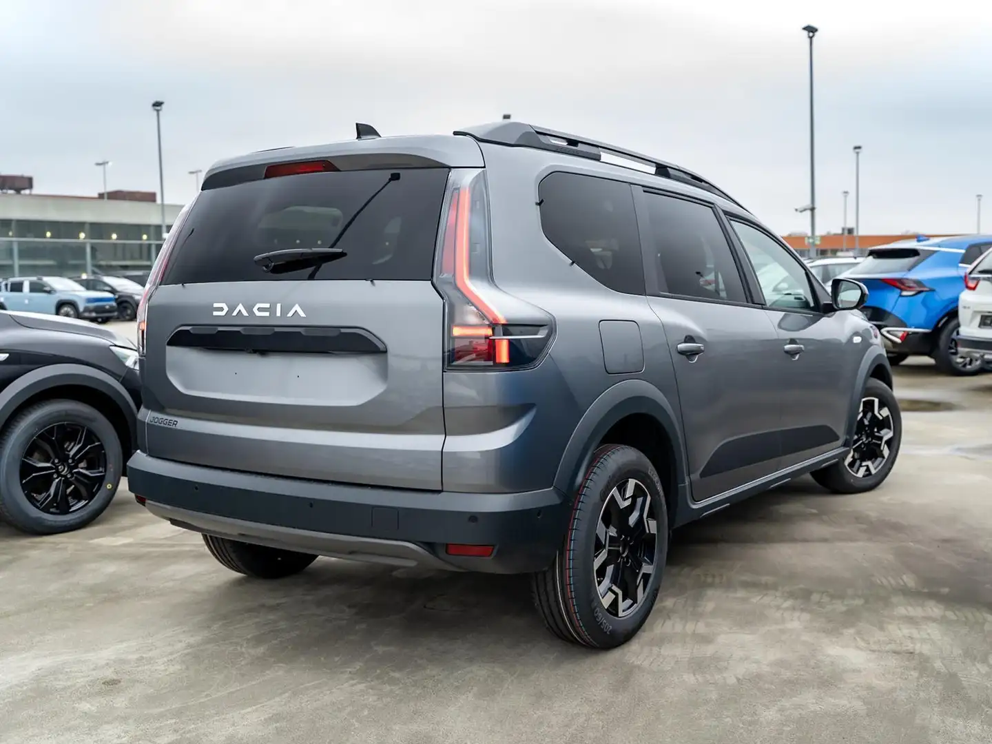 Dacia Jogger Journey TCe 110 Grijs - 2