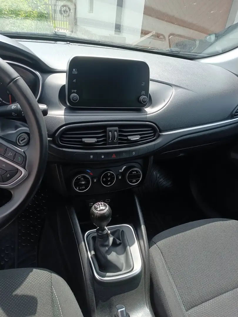 Fiat Tipo Tipo T-Jet 120 Lounge Lounge Schwarz - 1