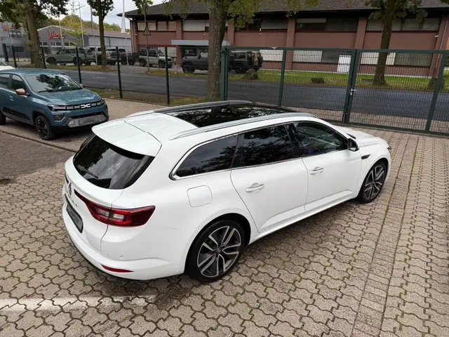 Renault Talisman view 19