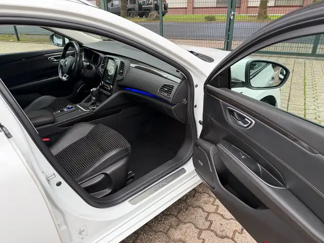 Renault Talisman view 23