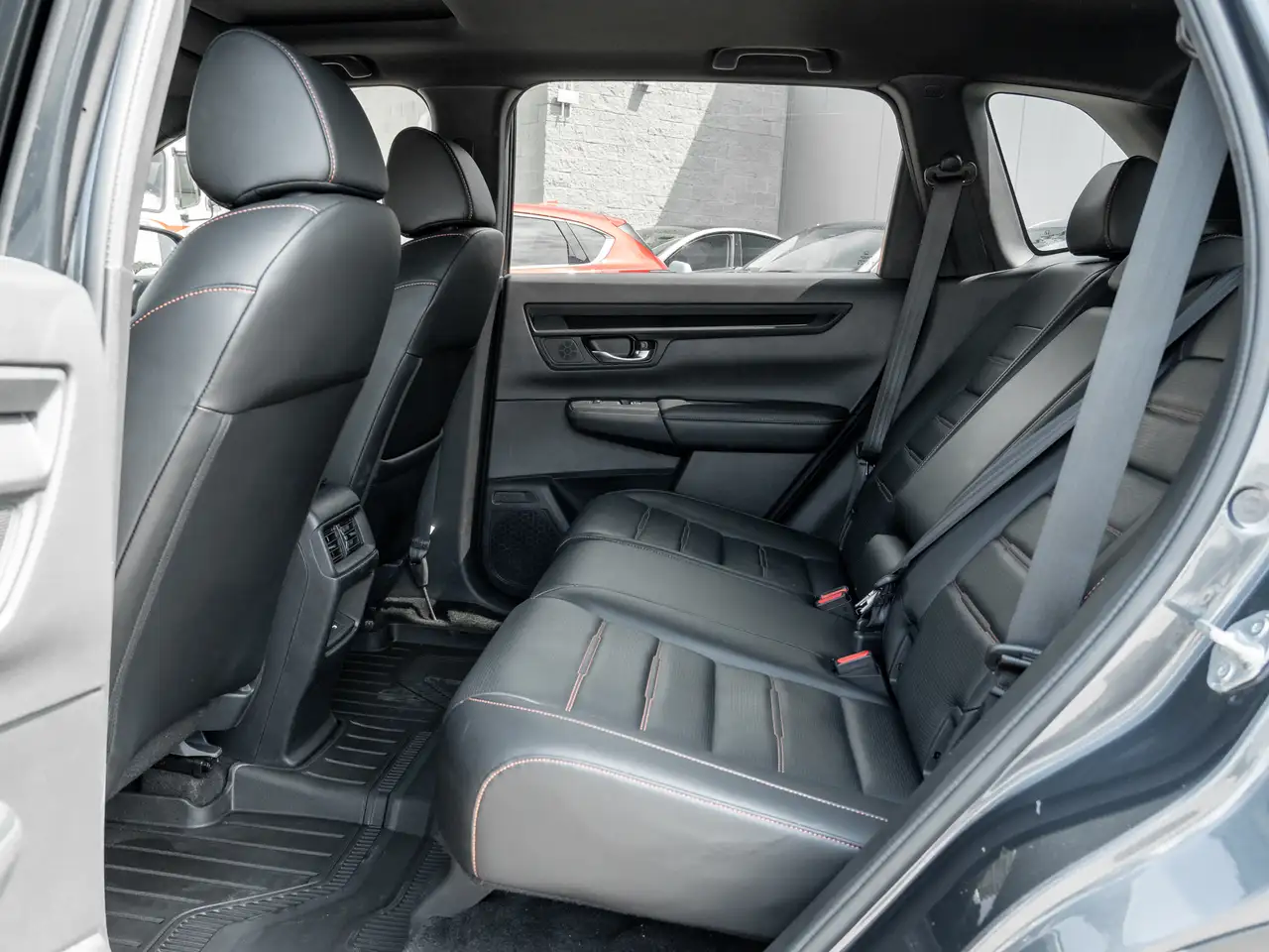 Honda CR-V photo Honda CR-V