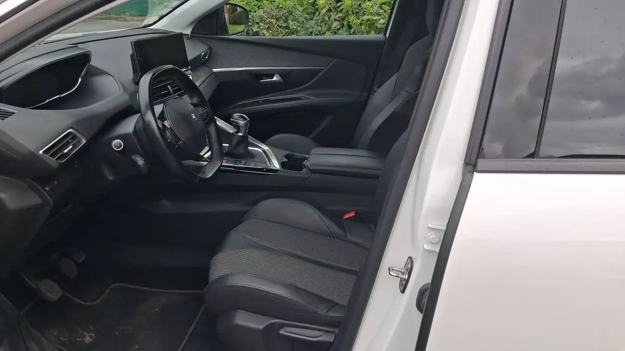 Peugeot 3008 3008 — photo 27