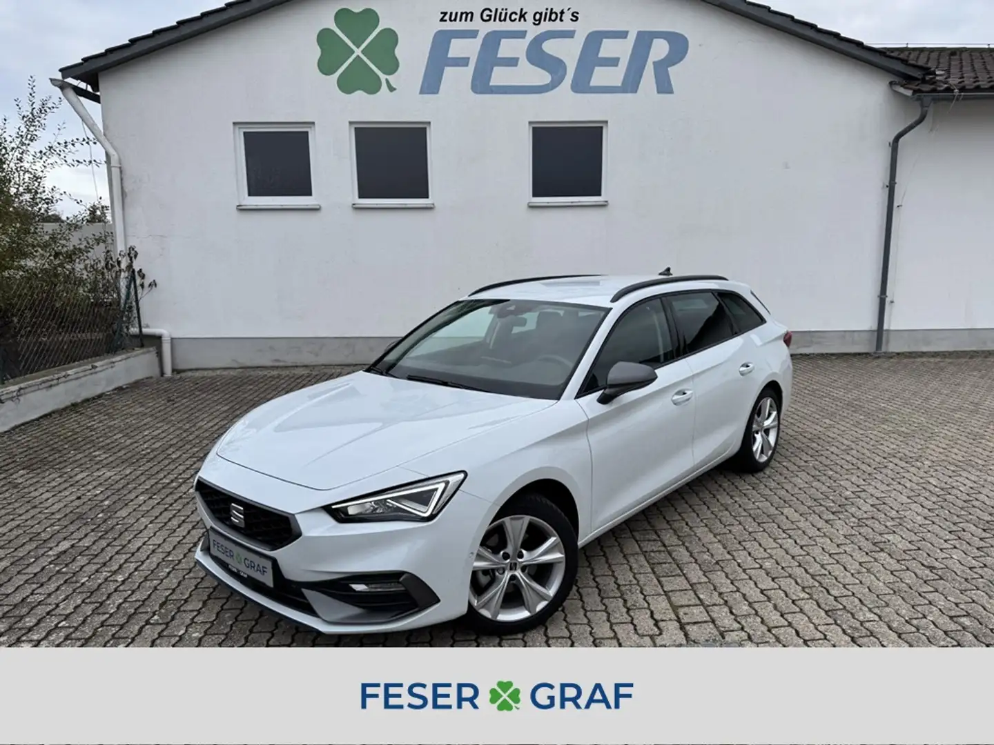 SEAT Leon Sportstourer FR 1.5 eTSI DSG ACC KAMERA KESSY LED Weiß - 1