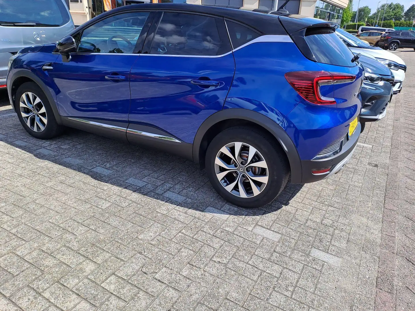 Renault Captur 1.0 TCe 100 Intens Blauw - 2