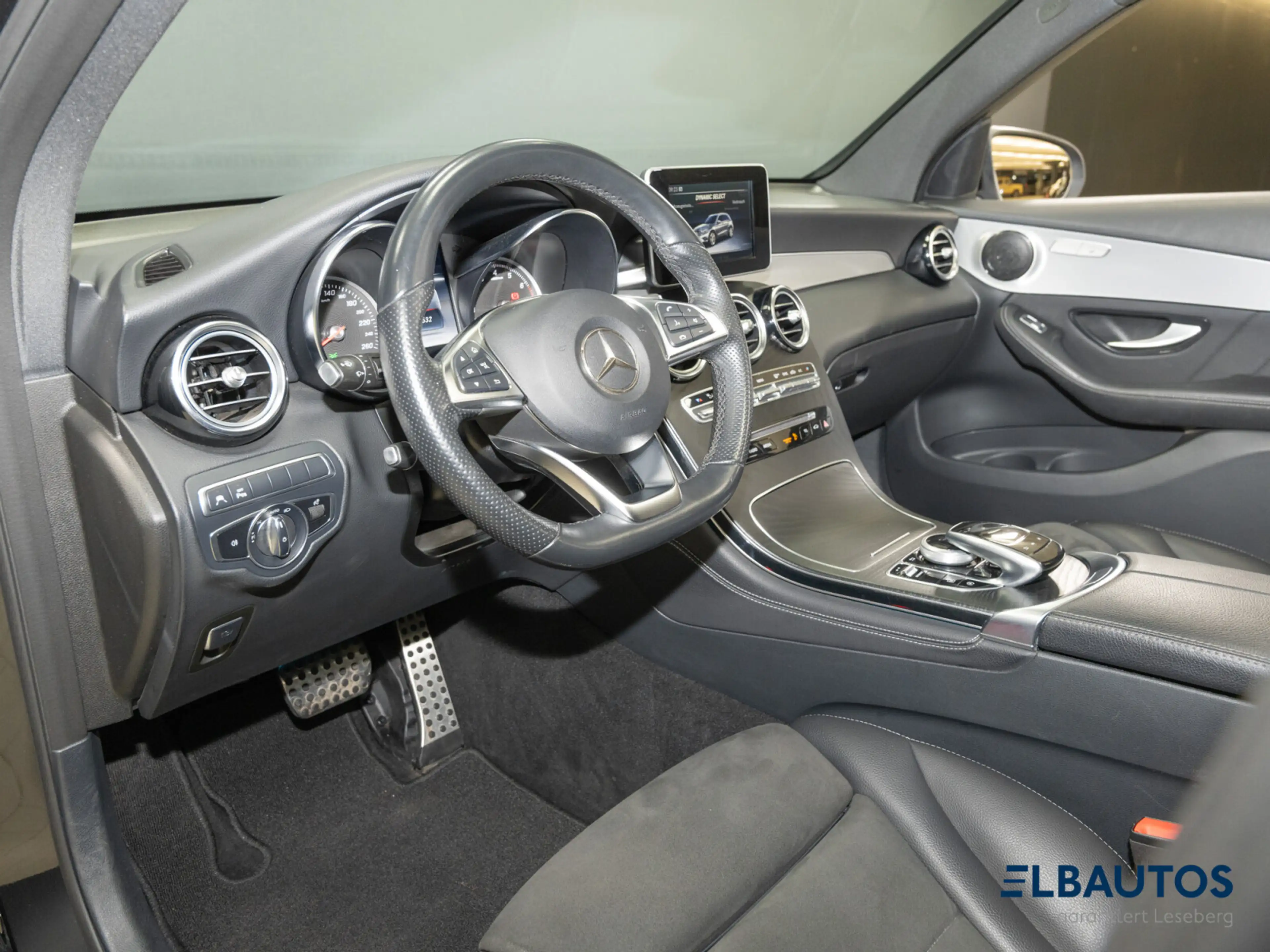 Mercedes-Benz GLC 250 GLC 250 4M AMG Navi/Pano/LED/Kamera/e.Heckklappe — photo 11