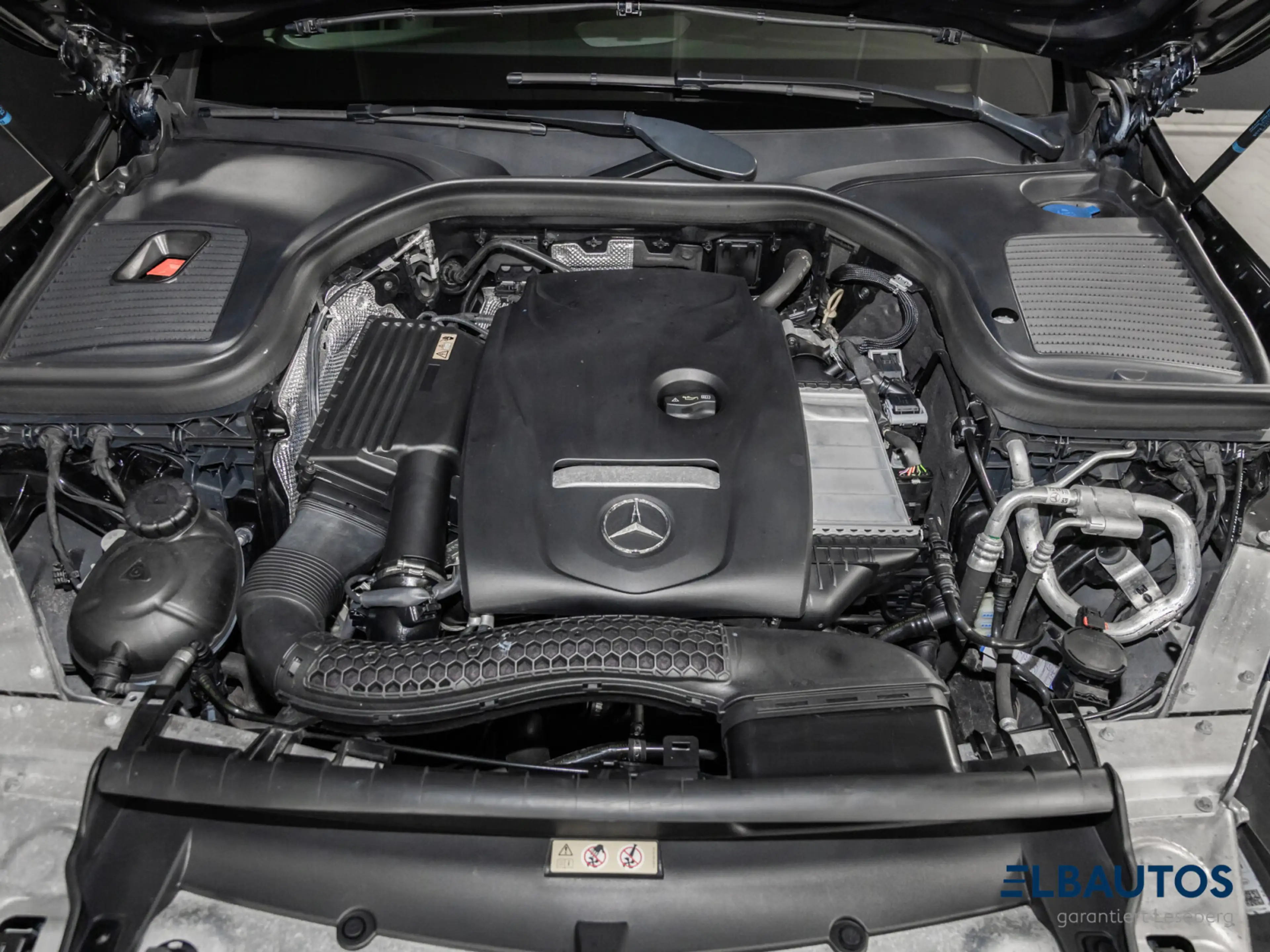 Mercedes-Benz GLC 250 GLC 250 4M AMG Navi/Pano/LED/Kamera/e.Heckklappe — photo 8