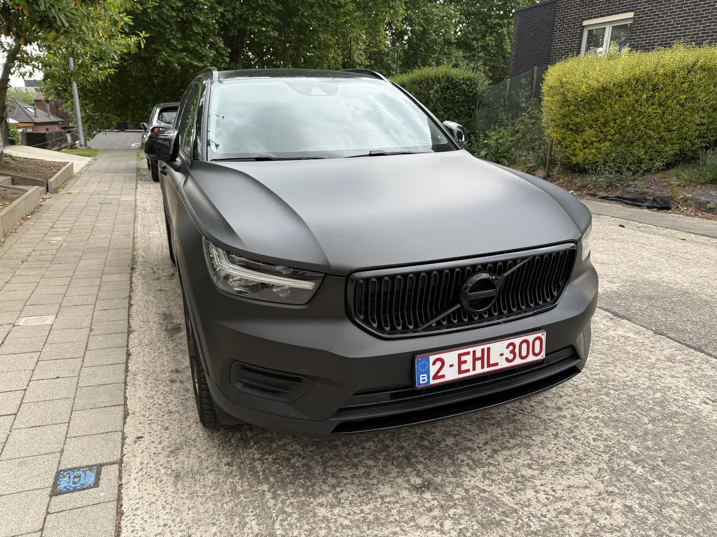 Volvo XC40 T4 mat black - 1