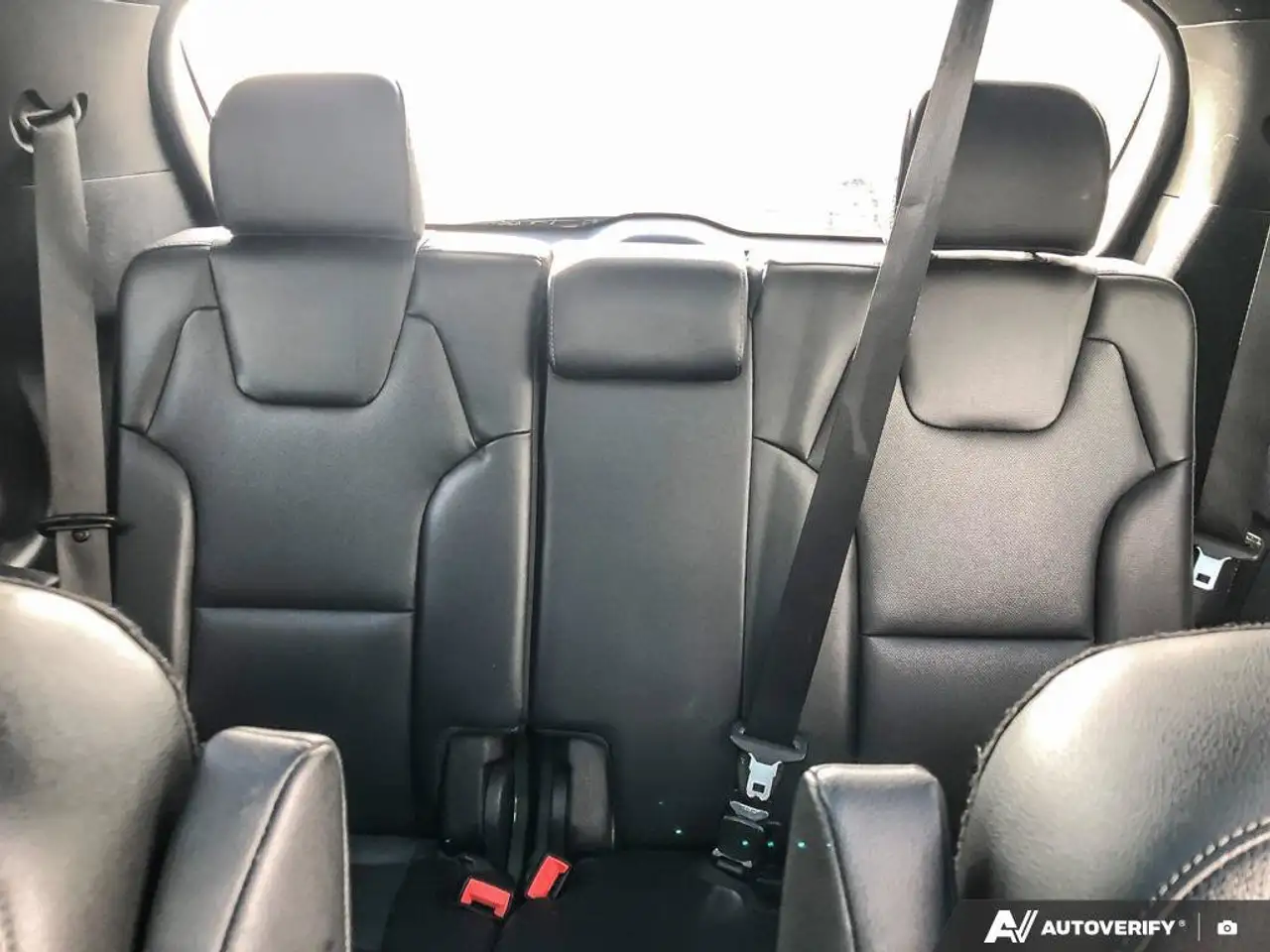 Kia Telluride снимка Kia Telluride