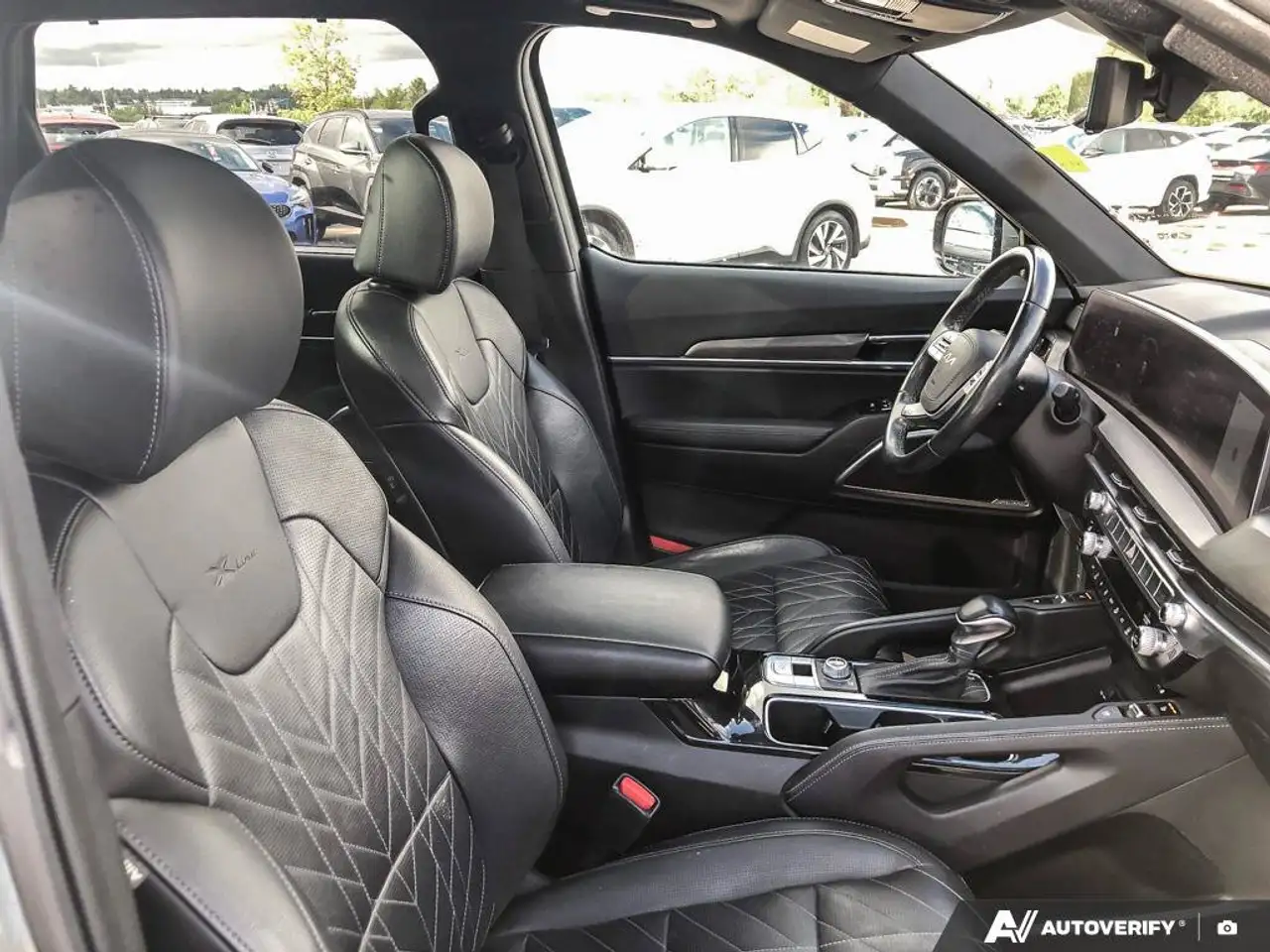Kia Telluride снимка Kia Telluride