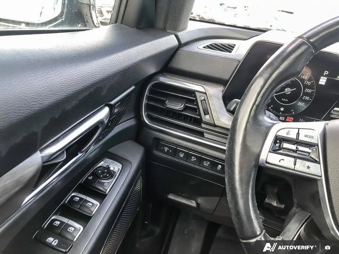 Kia Telluride снимка Kia Telluride
