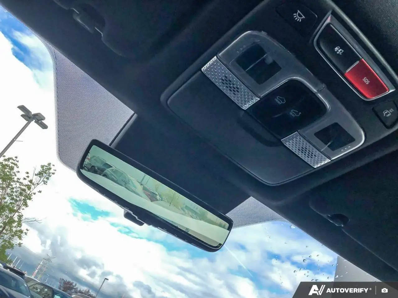 Kia Telluride снимка Kia Telluride