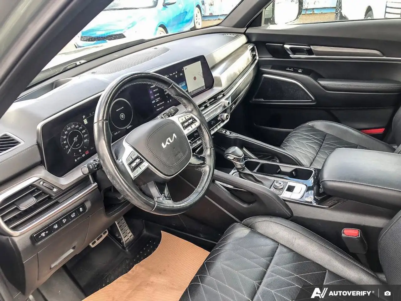 Kia Telluride снимка Kia Telluride