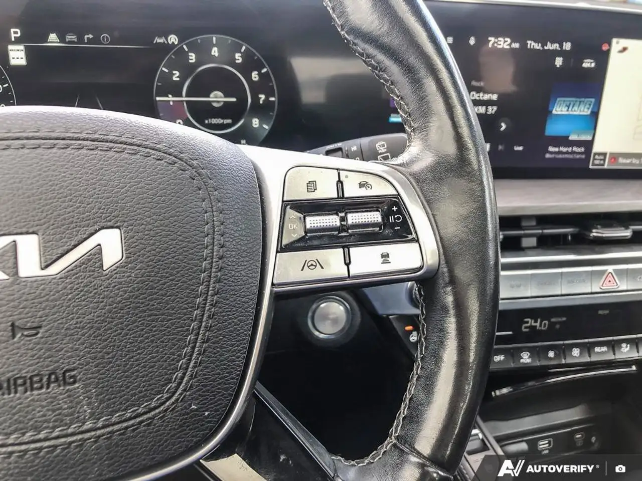 Kia Telluride снимка Kia Telluride