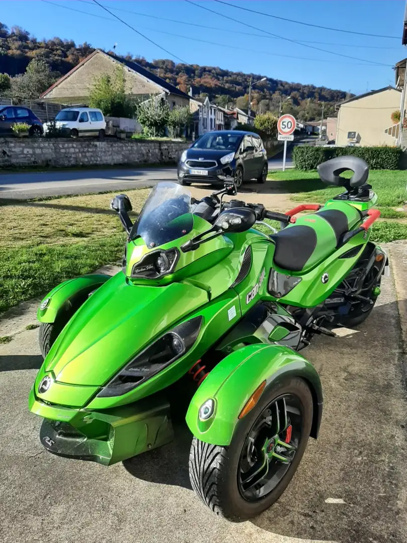 Can-Am Zelená - 1
