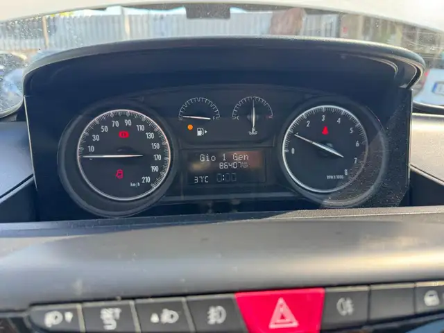 Lancia Ypsilon view 5