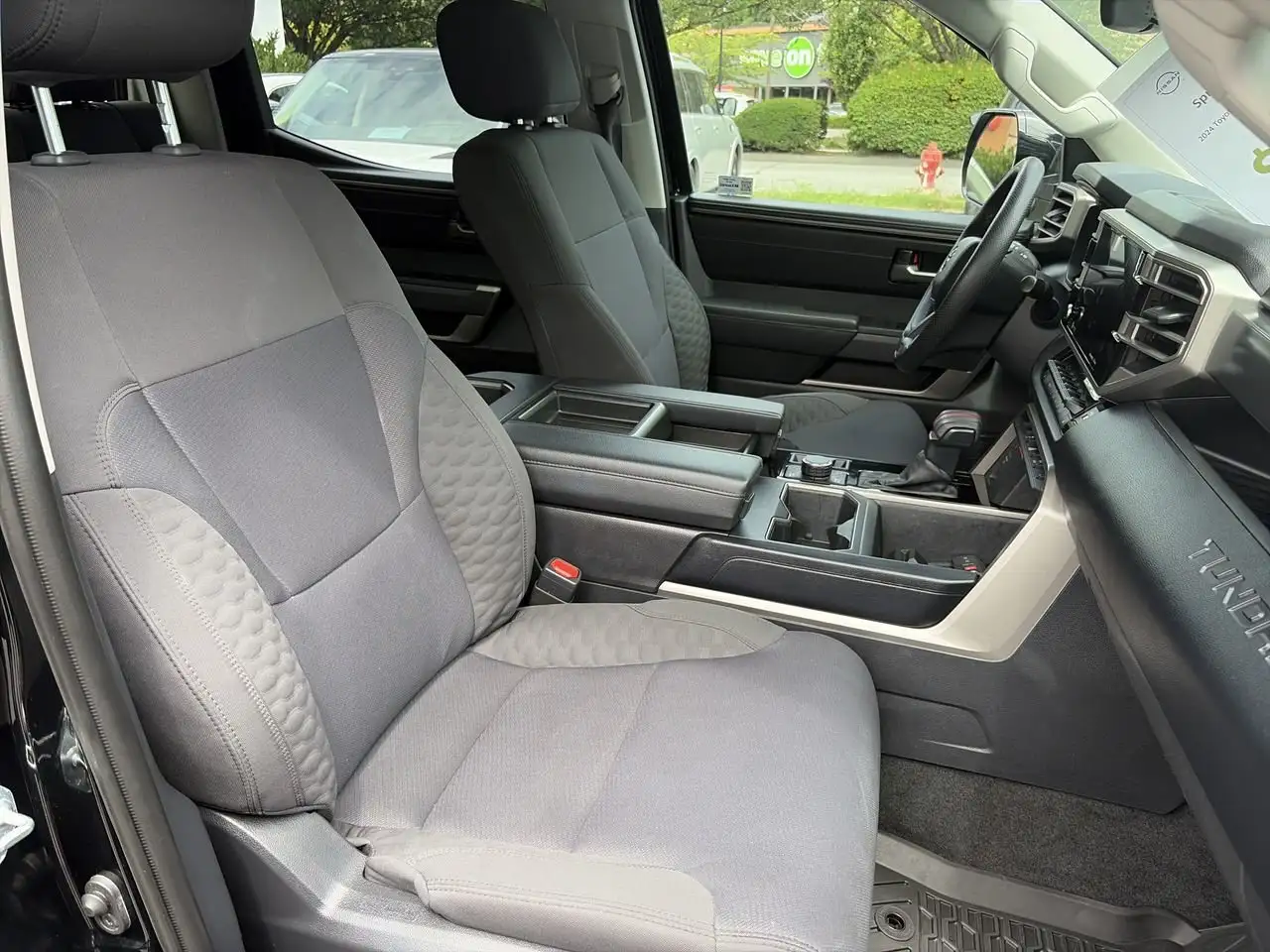 Toyota Tundra photo Toyota Tundra