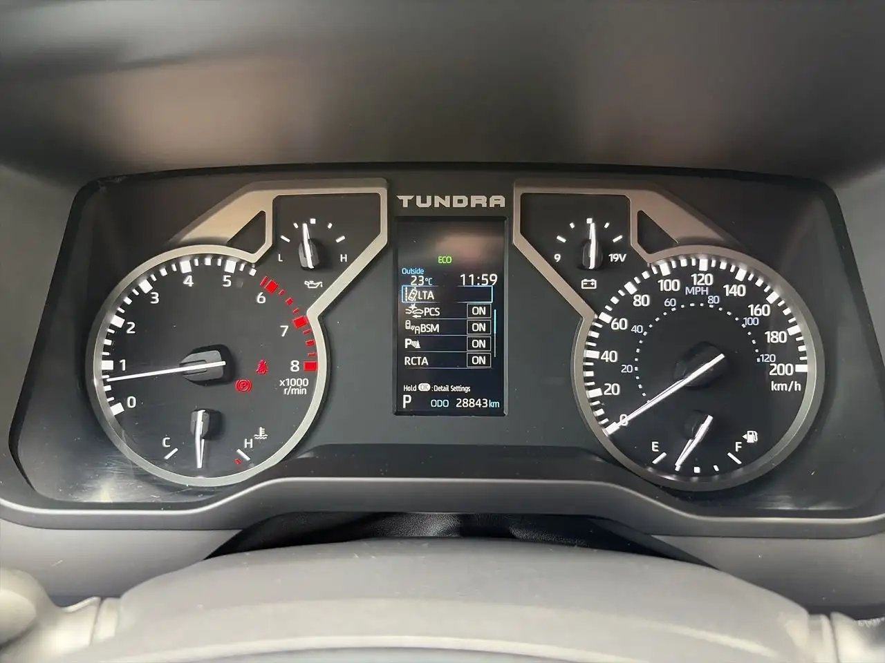 Toyota Tundra photo Toyota Tundra