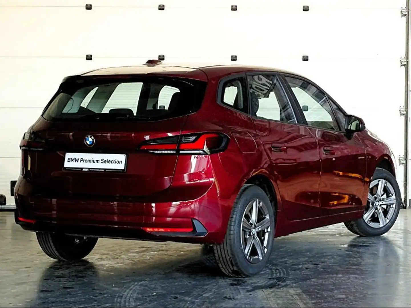 BMW 216 Active Tourer - AUTOMAAT - NAV Červená - 2