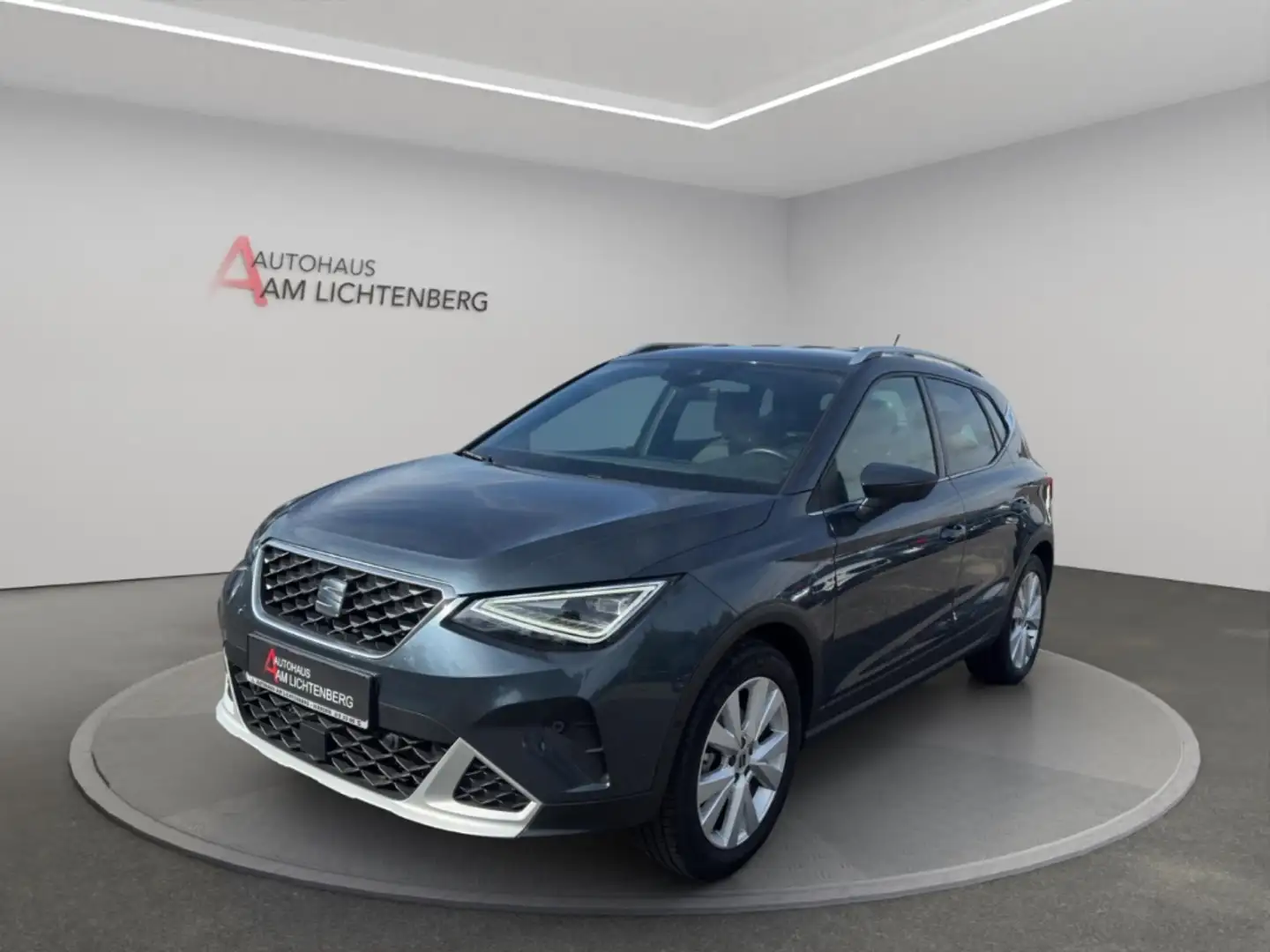 SEAT Arona Xperience 1.0 TSI LED+NAVI+KAMERA+TEMPOMAT+CARPLAY Grau - 1