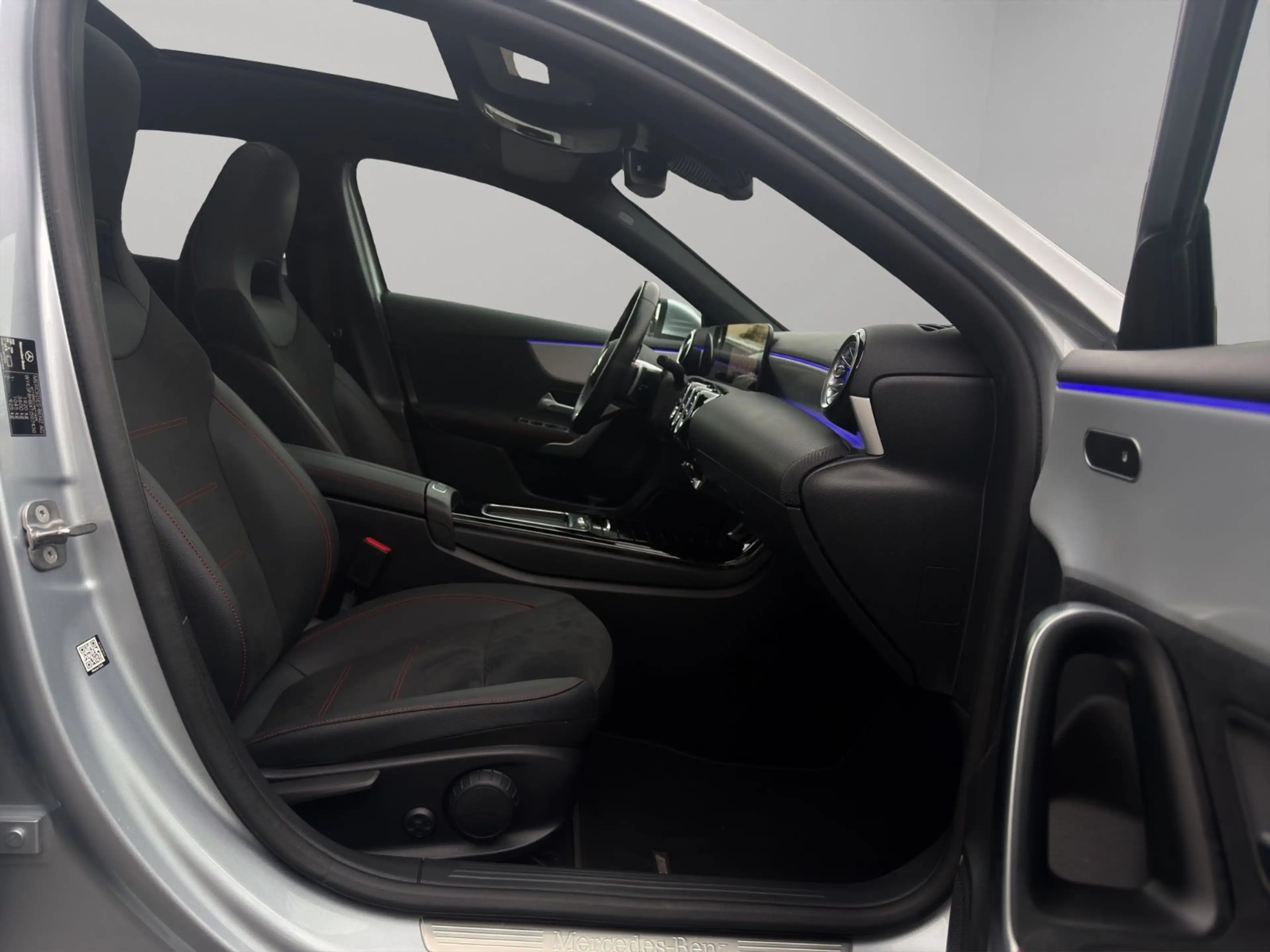 Mercedes-Benz A 200 AMG-Line Pano*Distronic*Kamera*LED*Spur* — photo 15