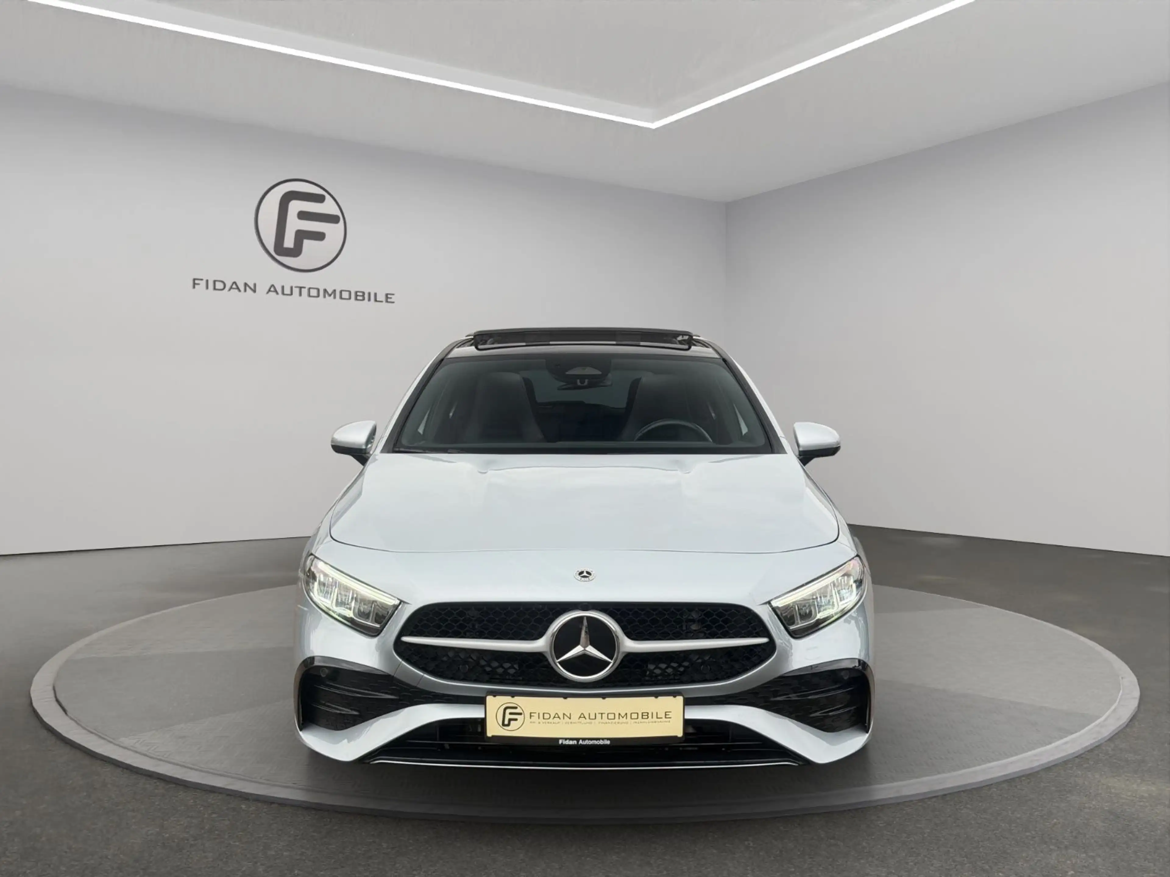 Mercedes-Benz A 200 AMG-Line Pano*Distronic*Kamera*LED*Spur* — photo 8