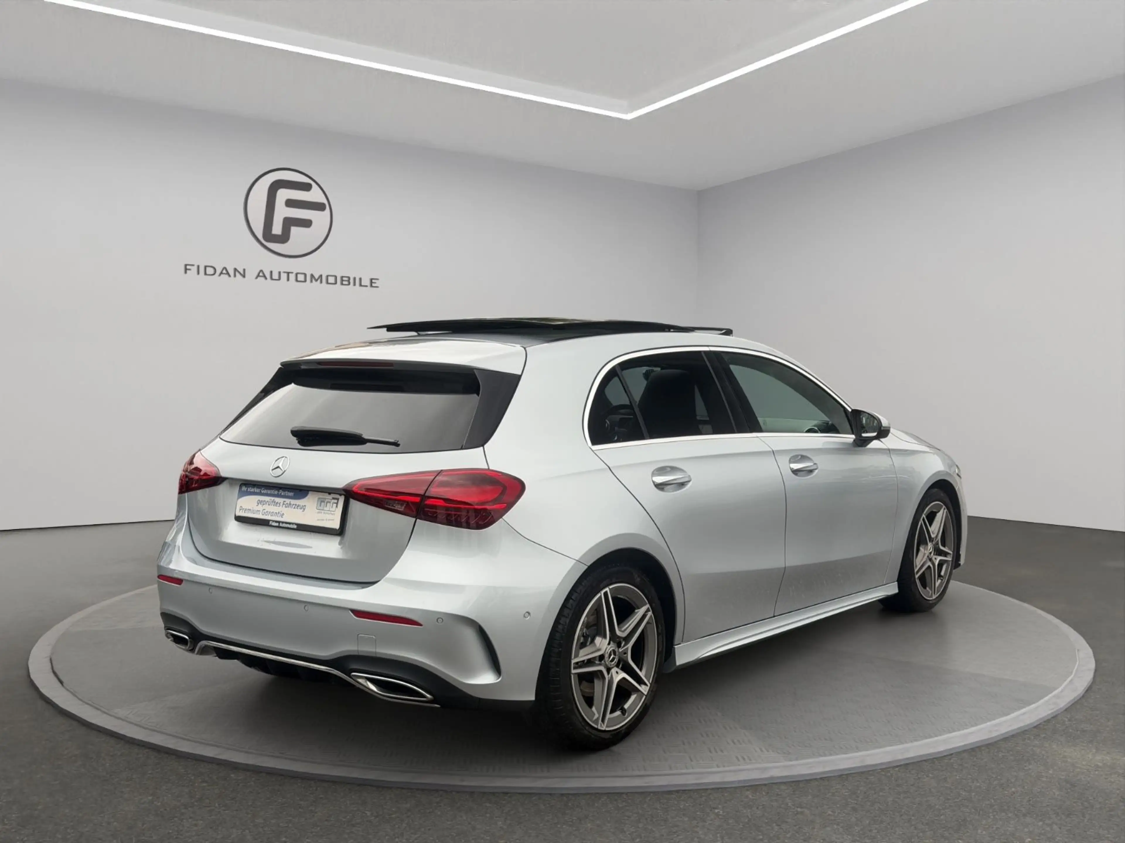 Mercedes-Benz A 200 AMG-Line Pano*Distronic*Kamera*LED*Spur* — photo 5