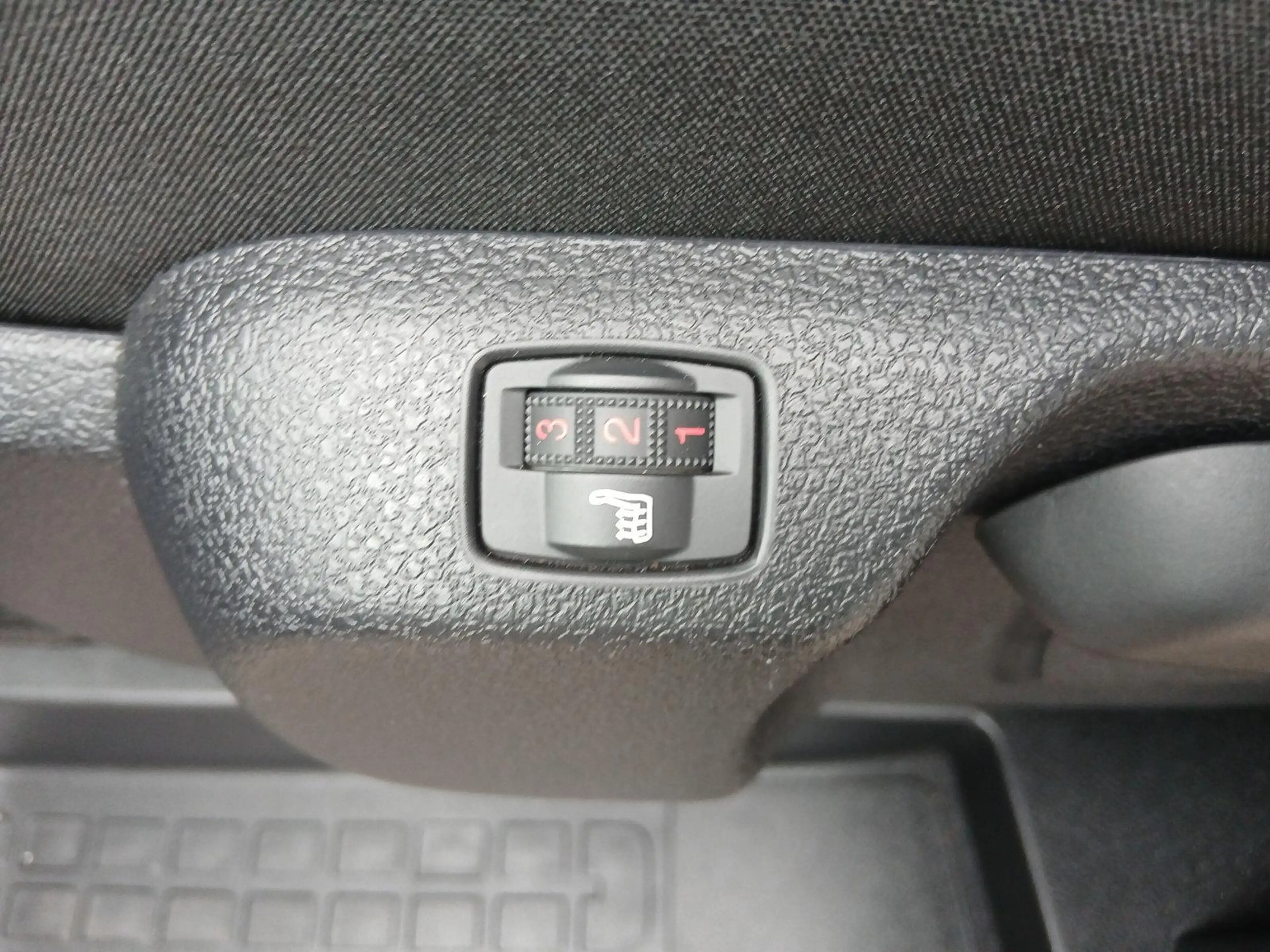 Citroen Spacetourer 2.0 Blue-HDI FAP+Anhängerkupplung — photo 13