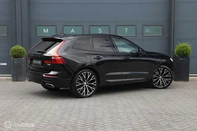 Volvo XC60 view 9