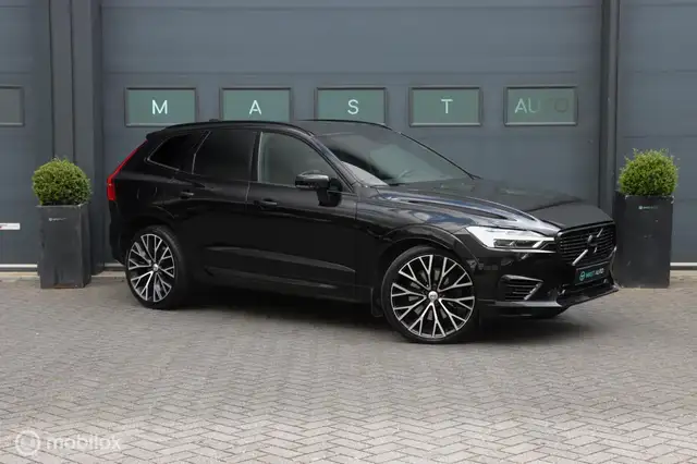 Volvo XC60 view 4