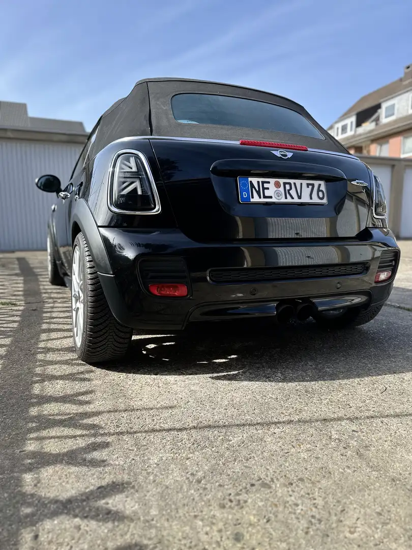 MINI John Cooper Works Cabrio John Cooper Works Negro - 2