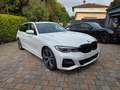 BMW 320 i M Sport Pano LivePR HUD Hifi Memo Laser 19 Weiß - thumbnail 3