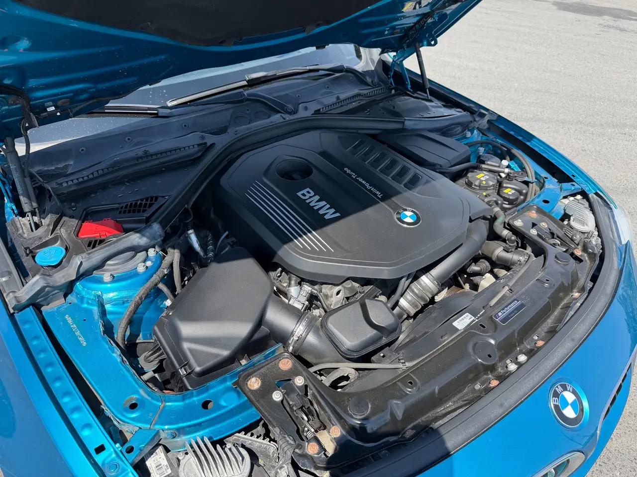 BMW 4 Series снимка BMW 4 Series