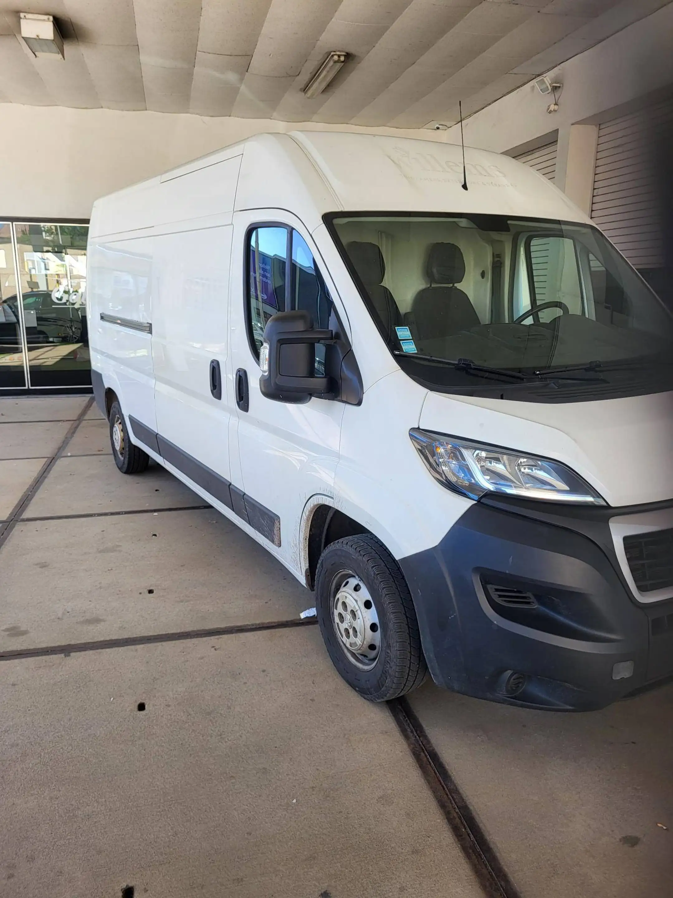 Peugeot Boxer 2.0 BlueHDi L3H2 Pro S/S — photo 11