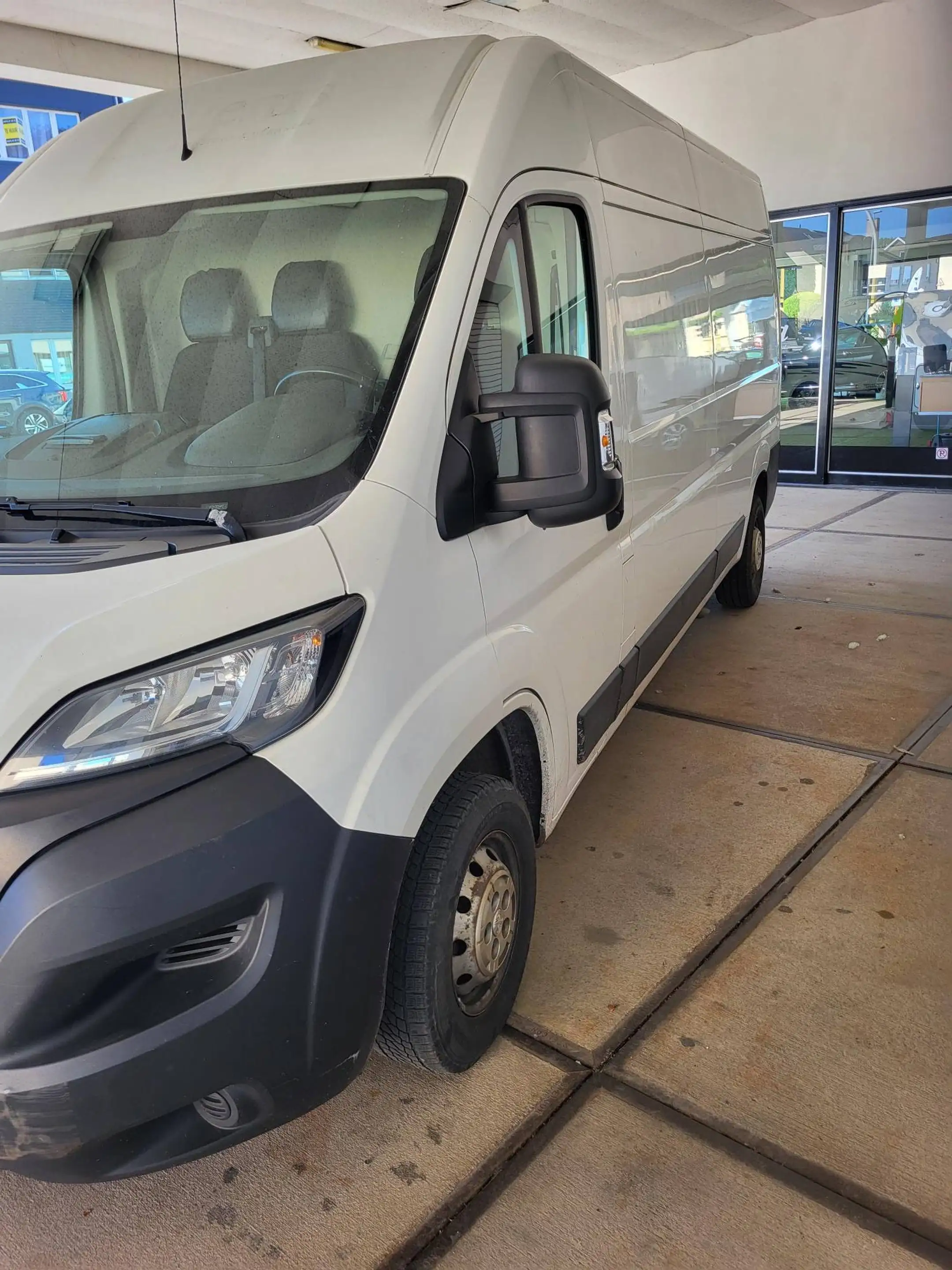 Peugeot Boxer 2.0 BlueHDi L3H2 Pro S/S — photo 8