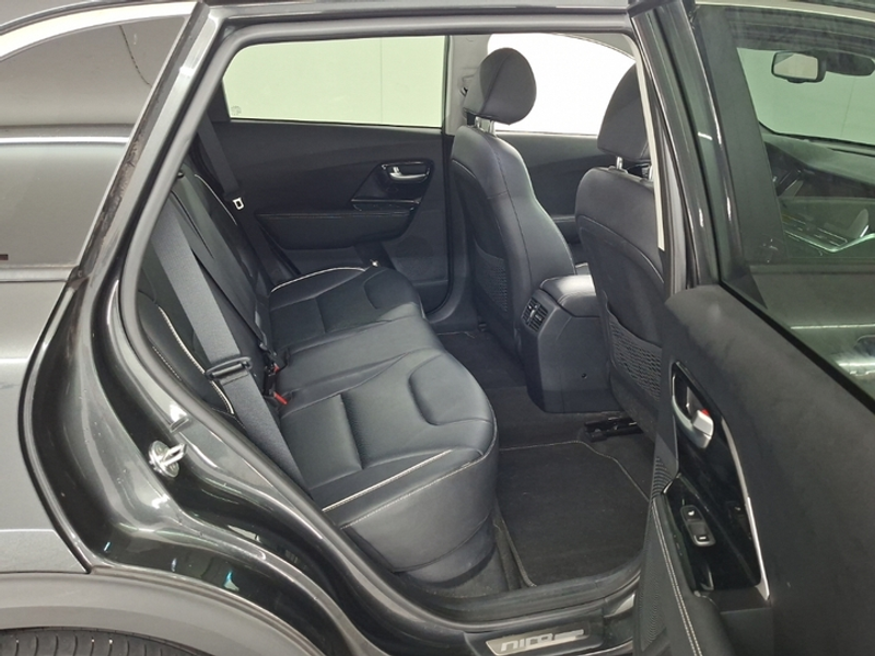 Kia e-Niro ExecutiveLine 64 kWh 1e-Eig. & Dealer-Onderh. BOVA — photo 7