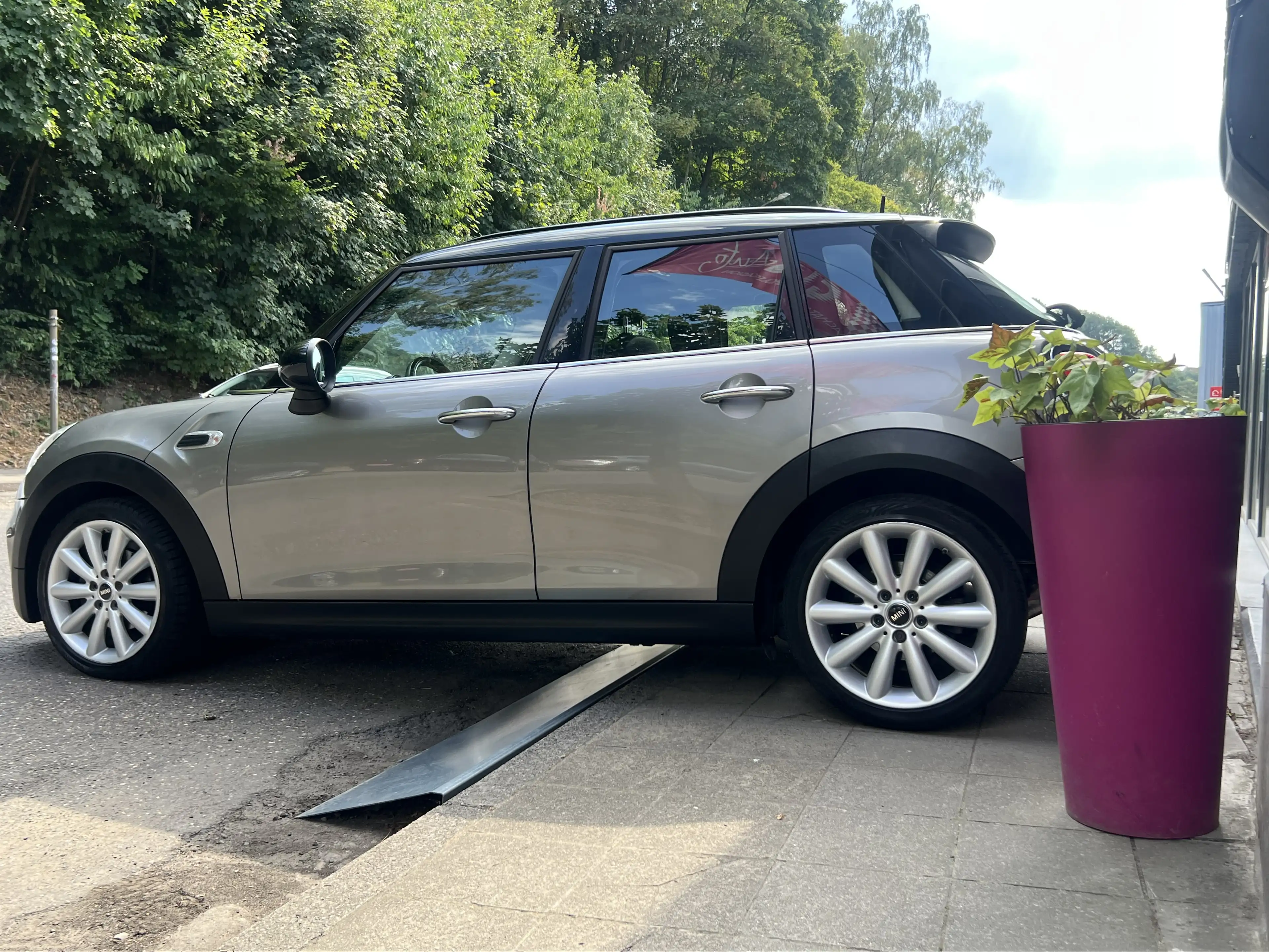 MINI Cooper D Mini 1.5 D Cooper — photo 8