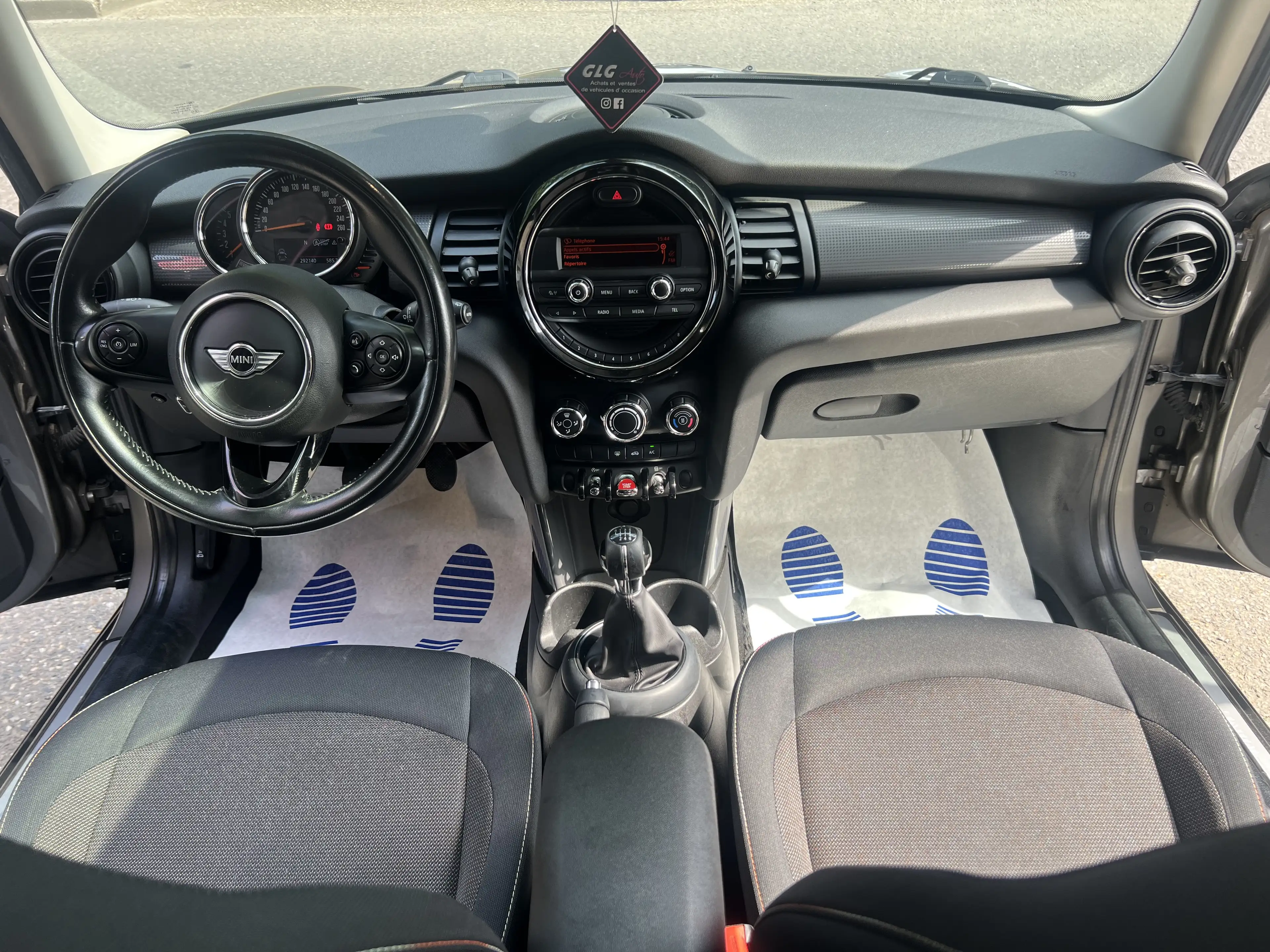MINI Cooper D Mini 1.5 D Cooper — photo 12