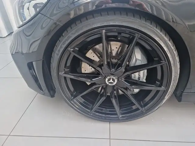 Mercedes-Benz C 43 AMG AMG C 43 4MATIC Cabriolet SpurW Ansicht 9