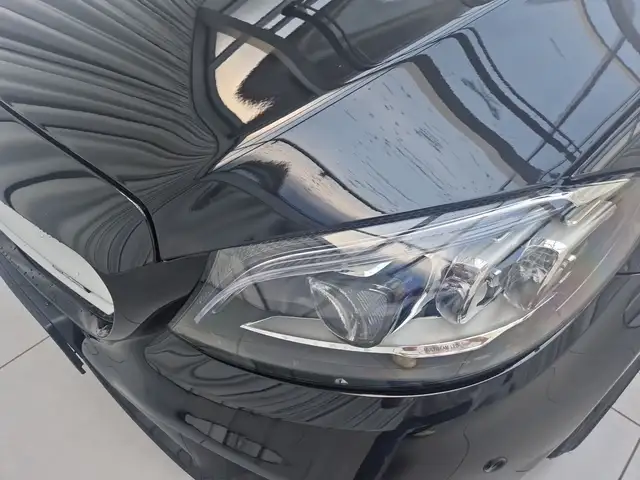 Mercedes-Benz C 43 AMG AMG C 43 4MATIC Cabriolet SpurW Ansicht 8