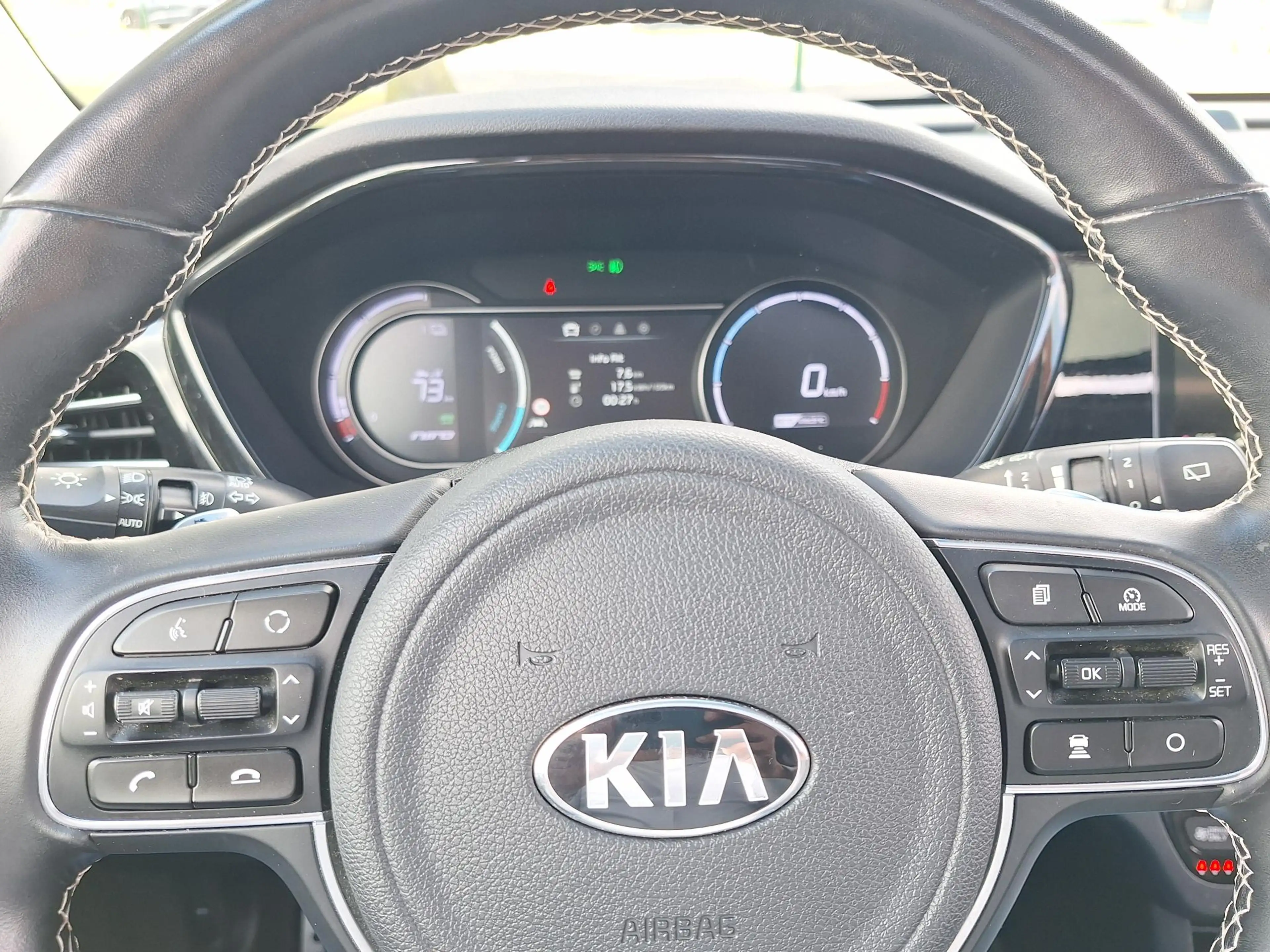 Kia e-Niro ExecutiveLine Sky 64 kWh | SOH: 95.8% | 3 Fase | W — photo 22