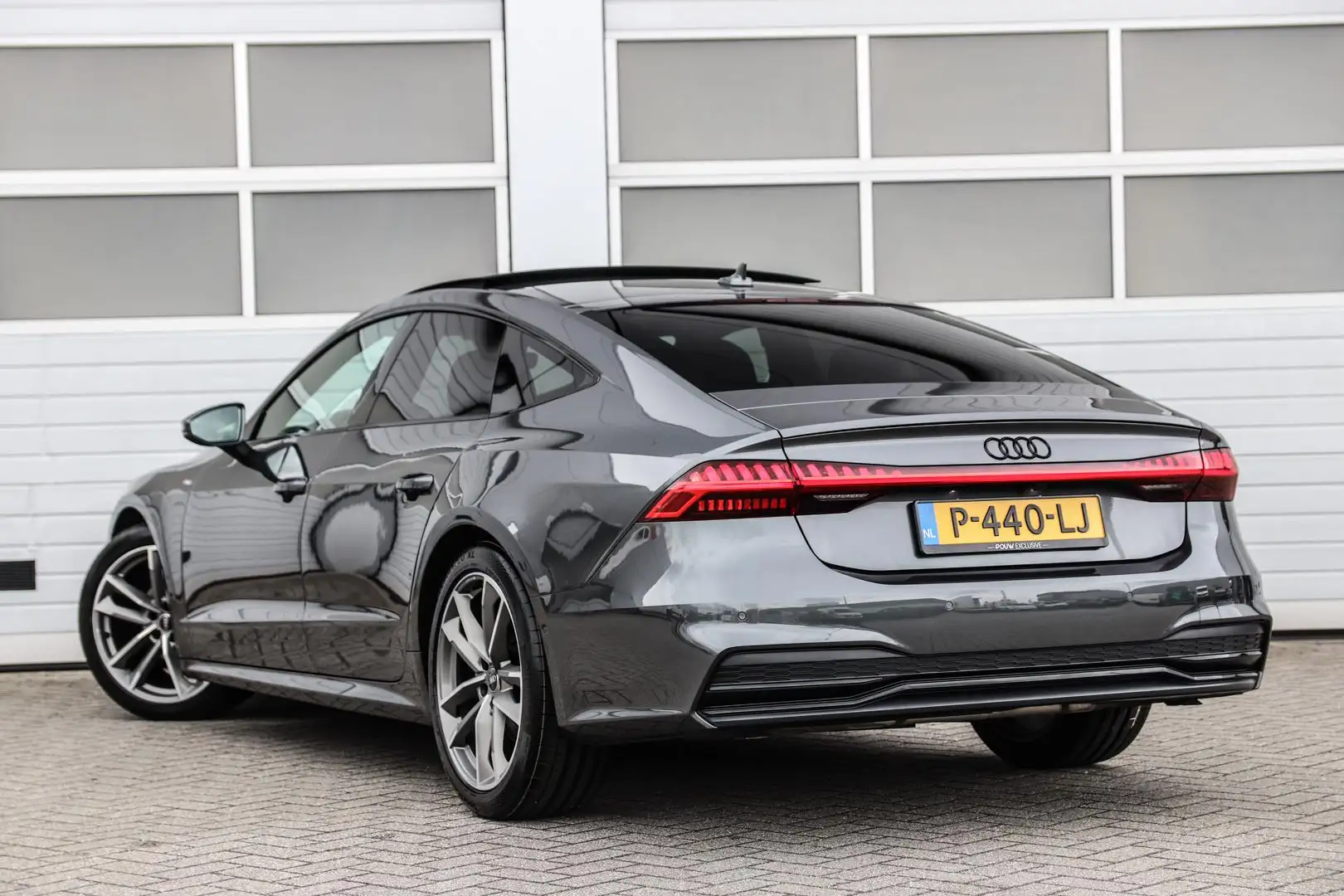 Audi A7 Sportback 40 TFSI 204pk S-Line Edition | Panoramad Gris - 2