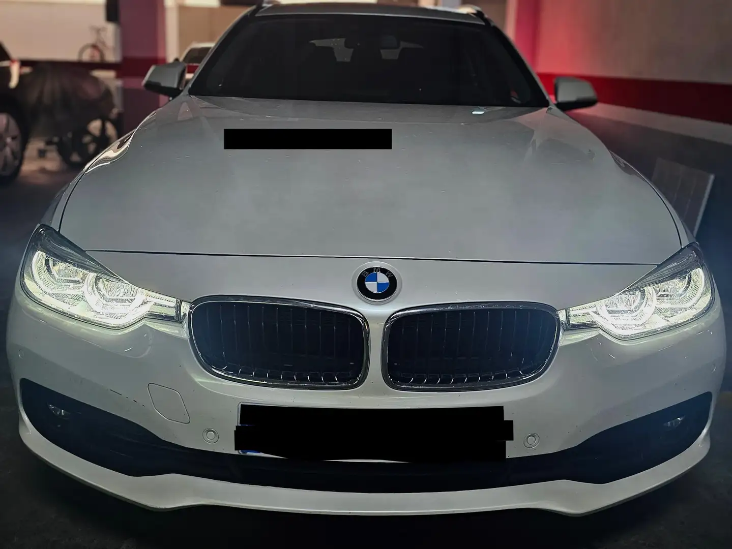 BMW 318 318dA Touring Essential Edition Essential Edition Blanco - 2