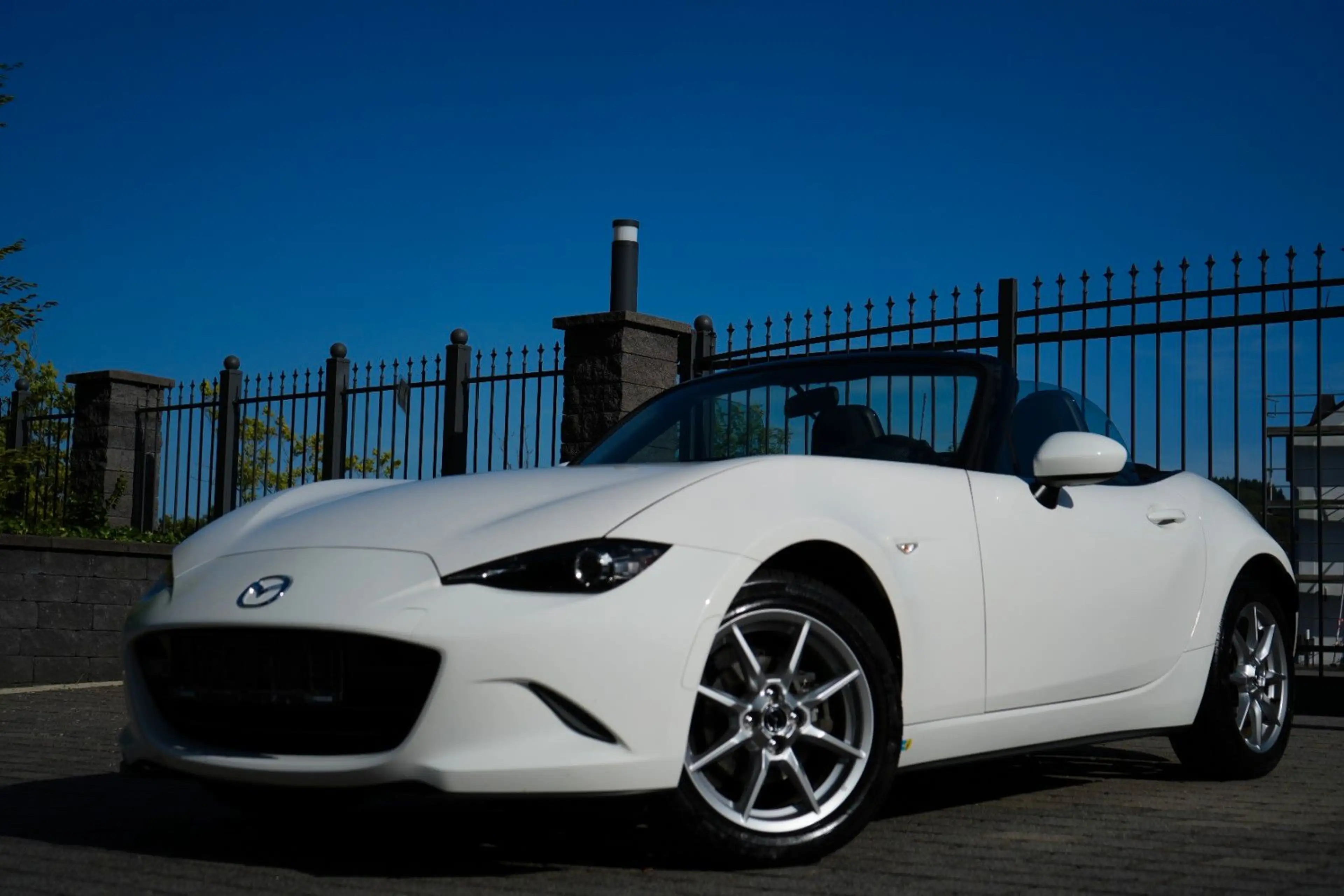Mazda MX-5 Center-Line/wenig km/Navi/Versiegelt Rostfr — photo 3