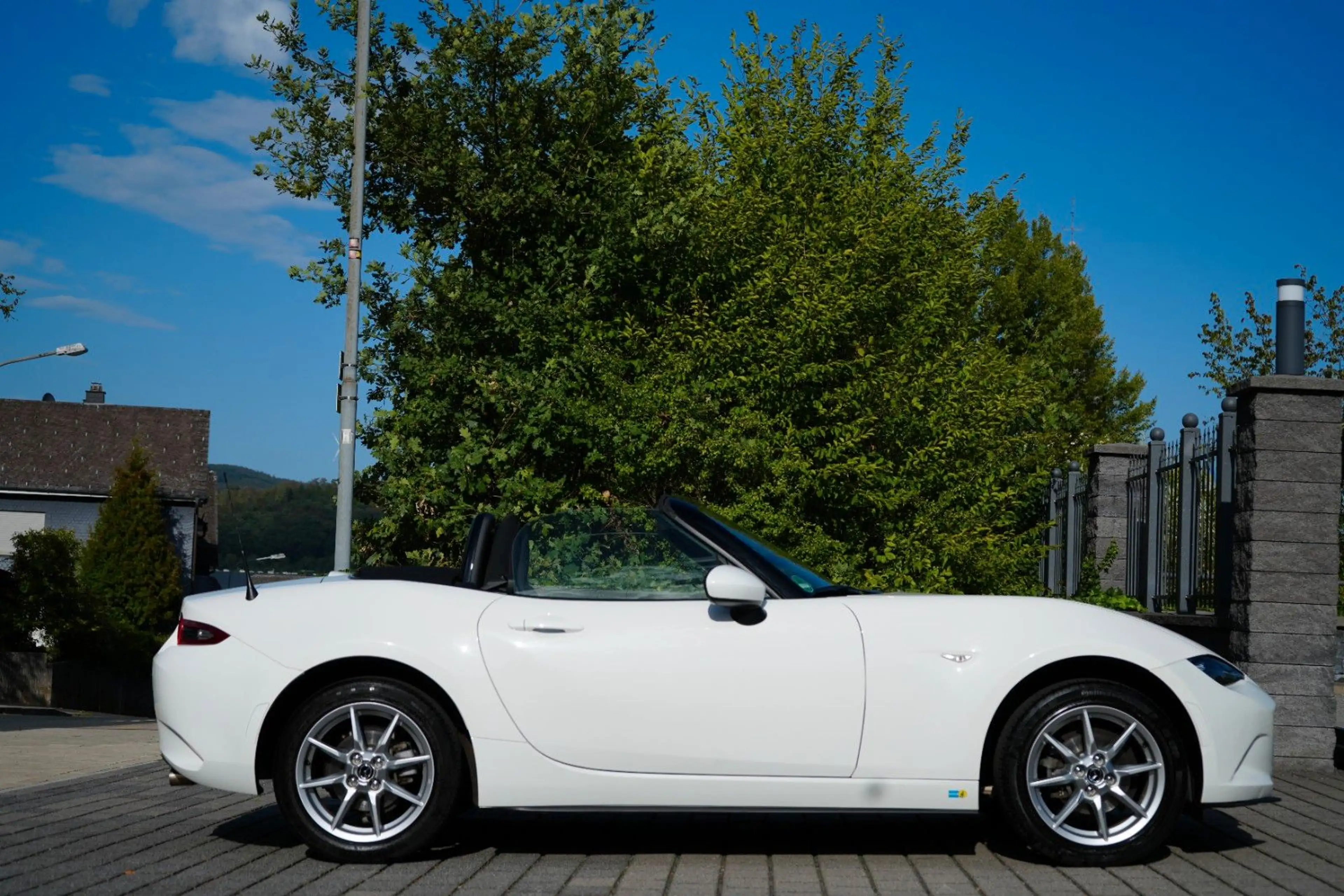 Mazda MX-5 Center-Line/wenig km/Navi/Versiegelt Rostfr — photo 6
