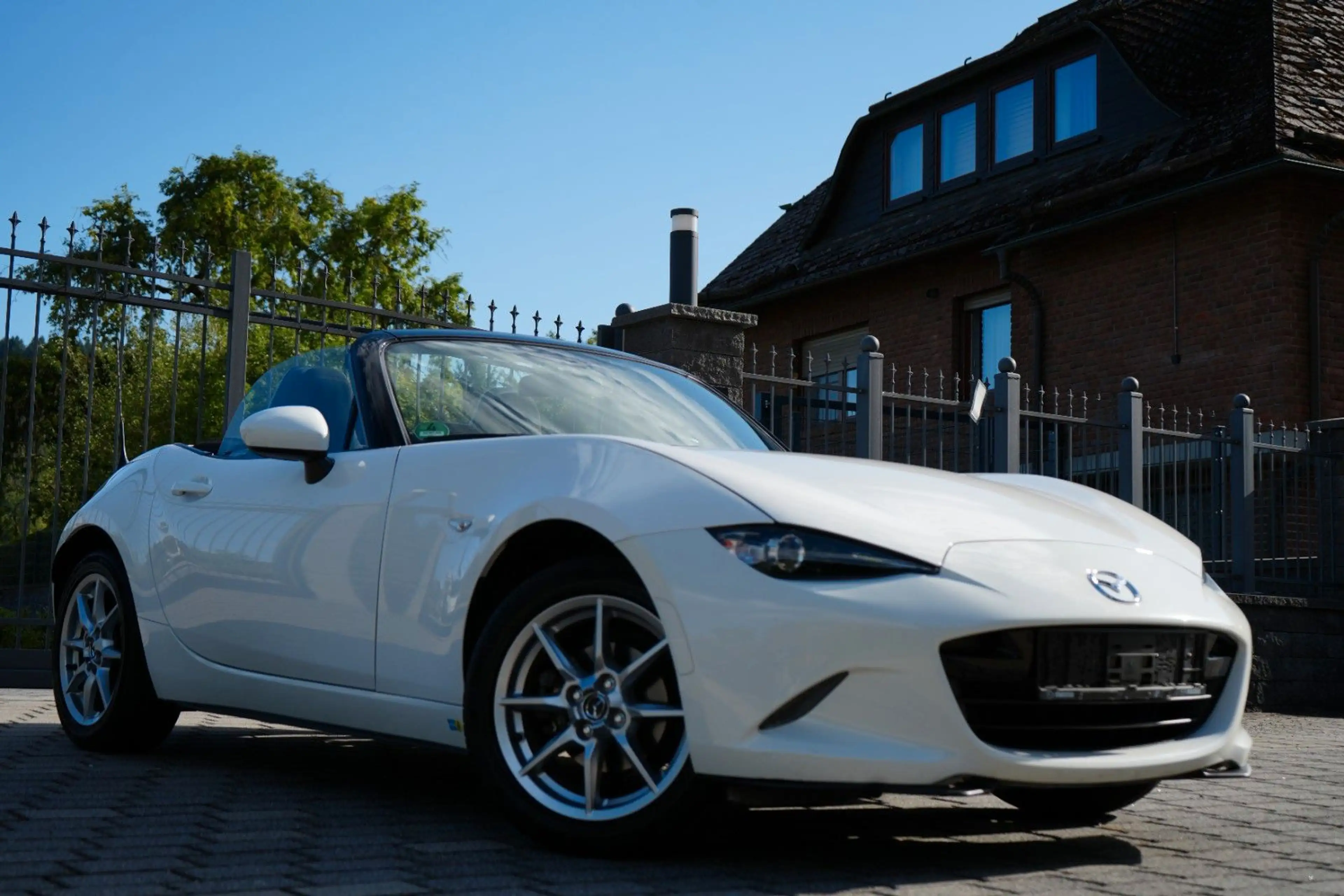 Mazda MX-5 Center-Line/wenig km/Navi/Versiegelt Rostfr